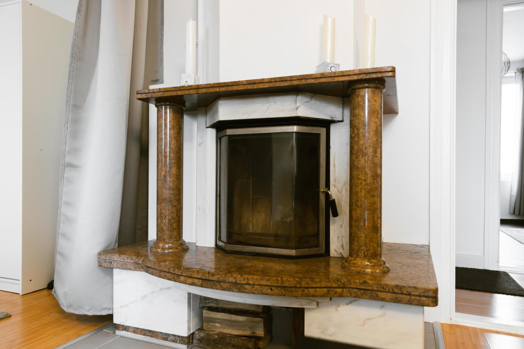 Exklusives Apartment Im Historischen Wohnhaus Mit Kamin, Bad & Viel Platz Bremerhaven Buitenkant foto